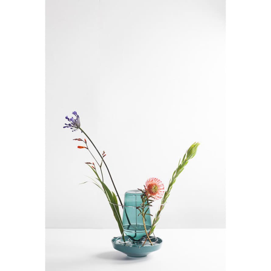 Atelier Kumo Valérie Objects • Hidden Vase Gris Chris Kabel