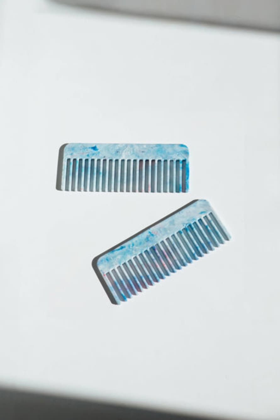 Müll Club Recycled Plastic Comb | The Greek