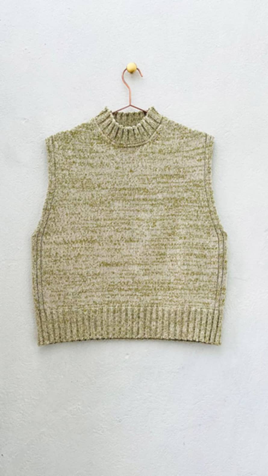 Elwin Raye Cotton Knitted Vest In Green/ecru Marl By