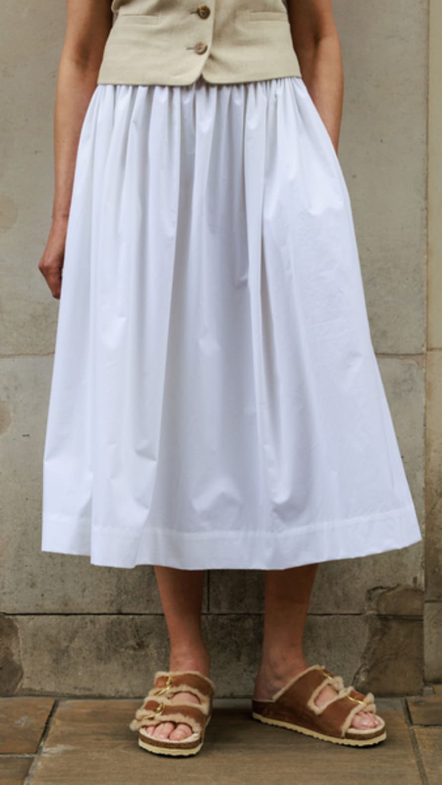 Elwin Tina Skirt In White By