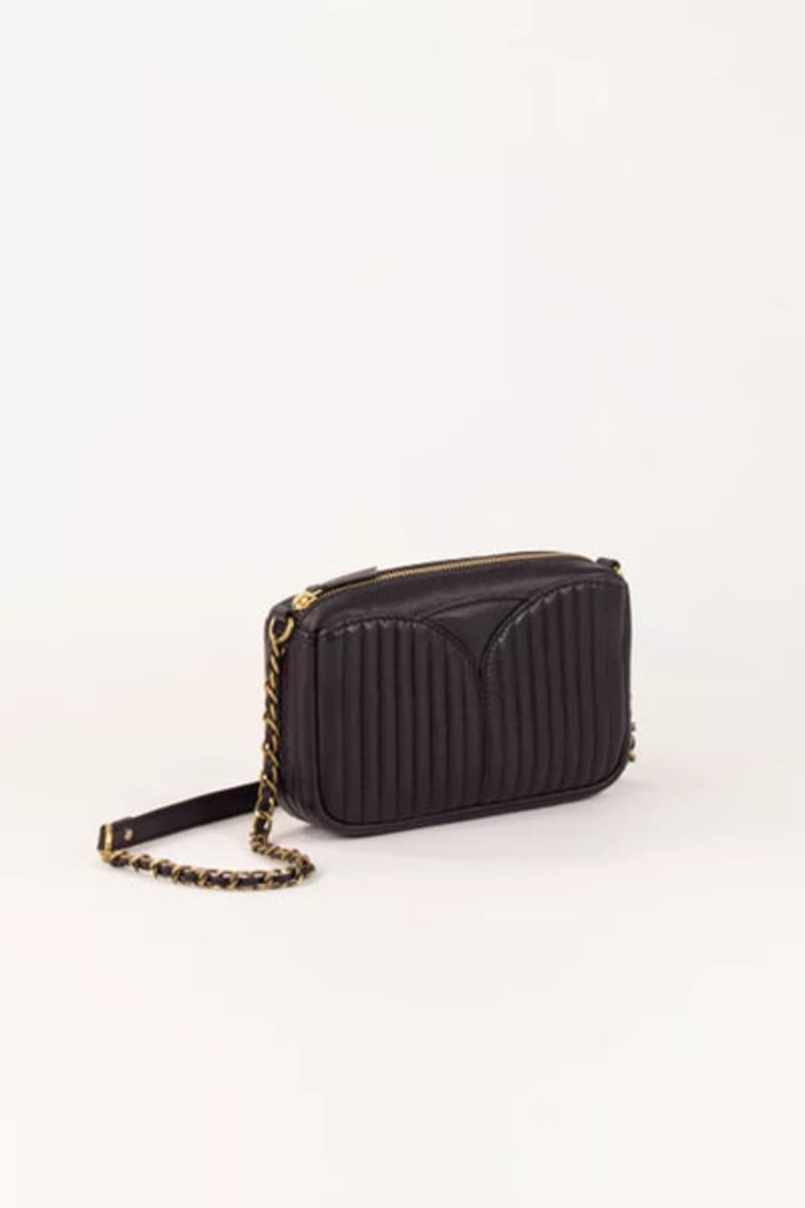 Sessun Divinou Small Black Quilted Bag