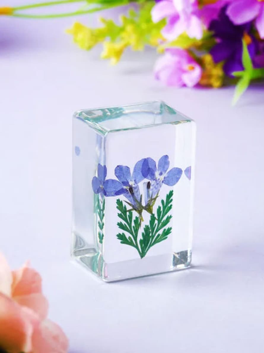 CGB Giftware The Flower Market Violet Flowers In Resin