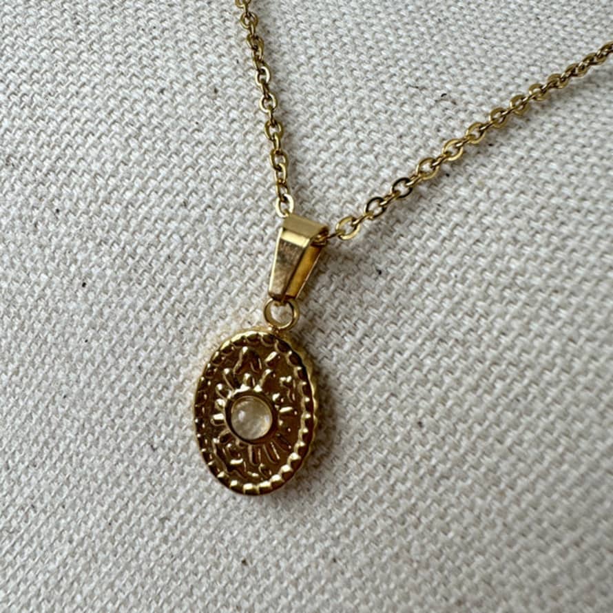 livs Necklace - French Gold Oval Pendant Ss