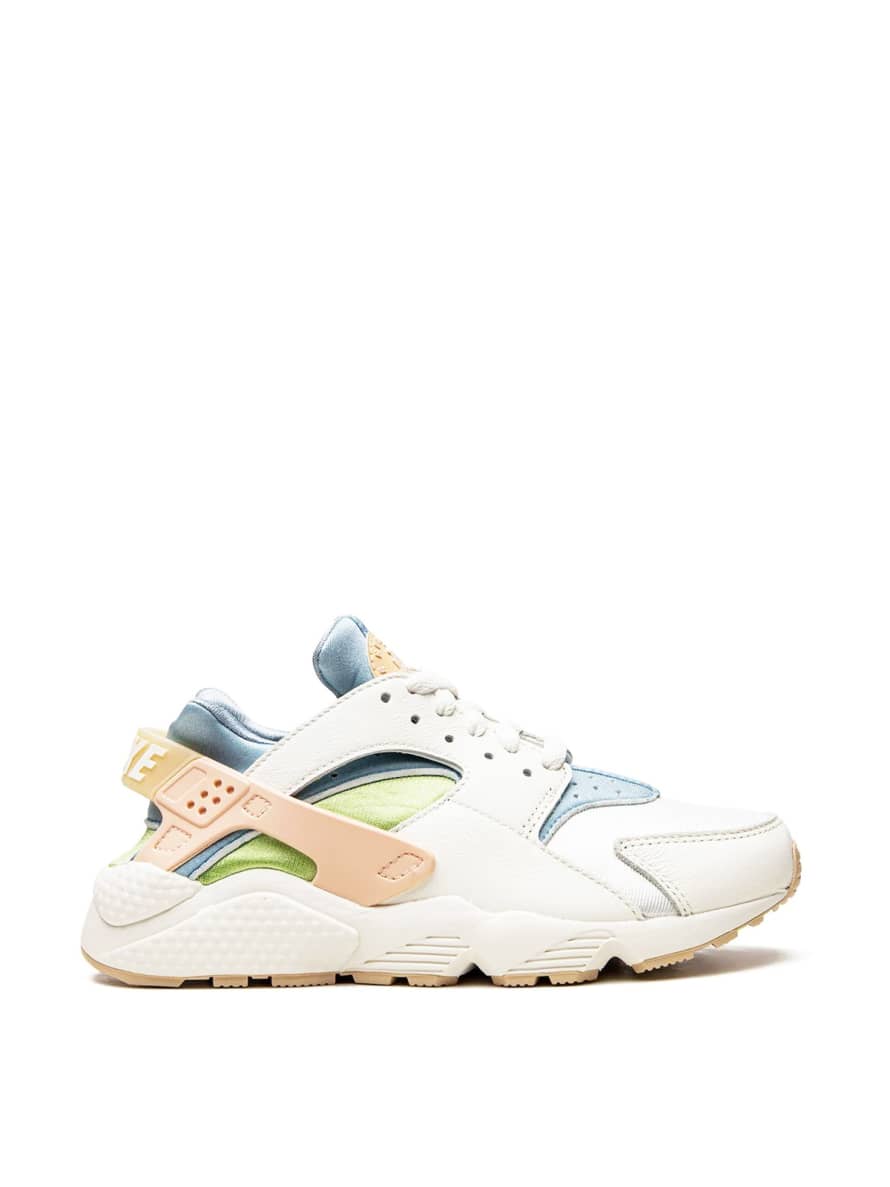 Nike Air Huarache Se Sneakers