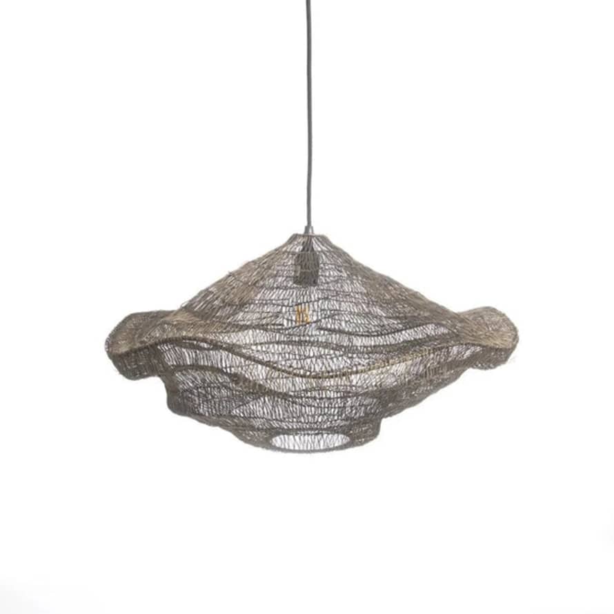 Bazar Bizar Brass Metal Oyster Pendant