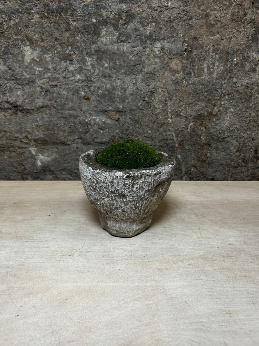 12 Antique Stone Mortar With Moss Fr47