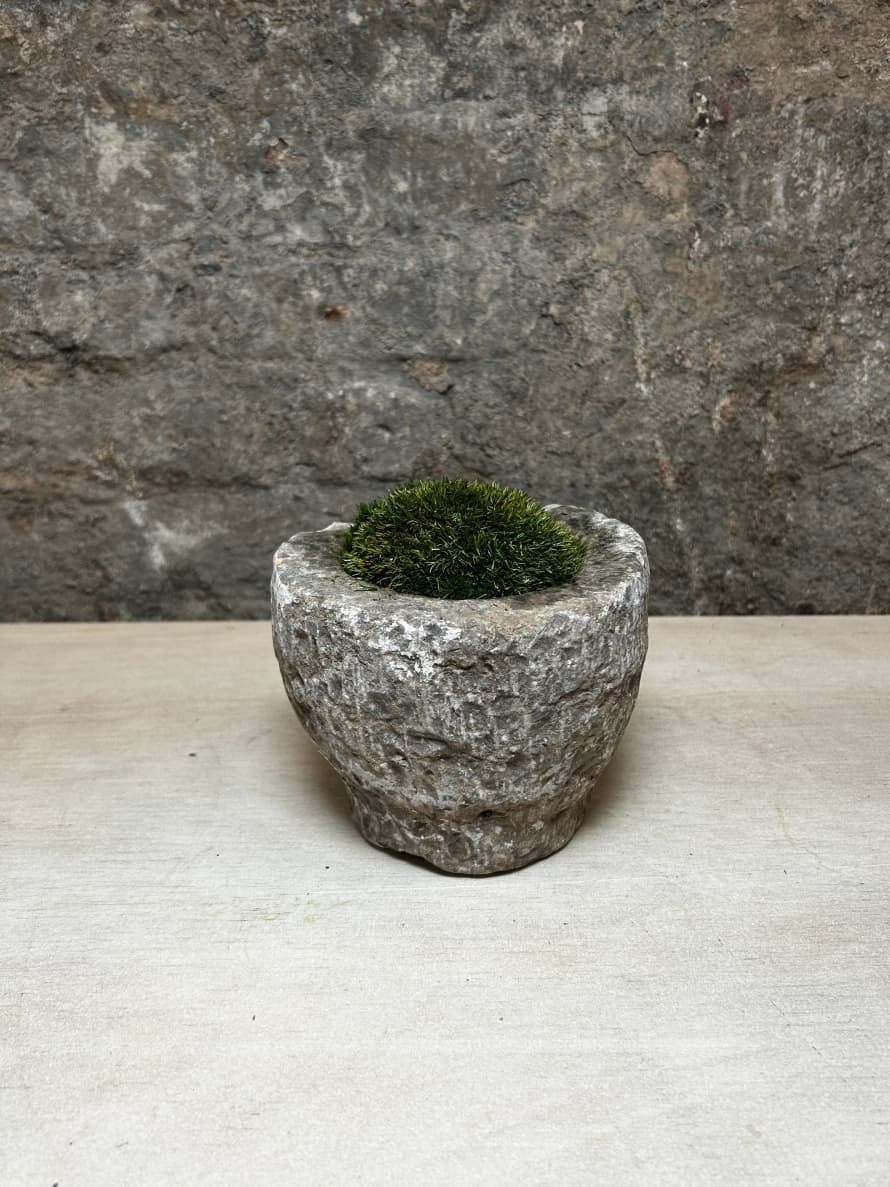 12 Antique Stone Mortar With Moss Fr46