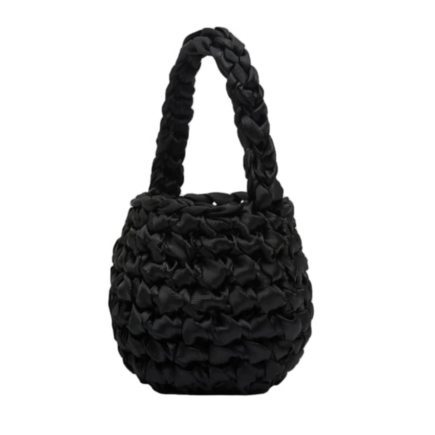 Isla De Gar Hive Bucket Bag In Black