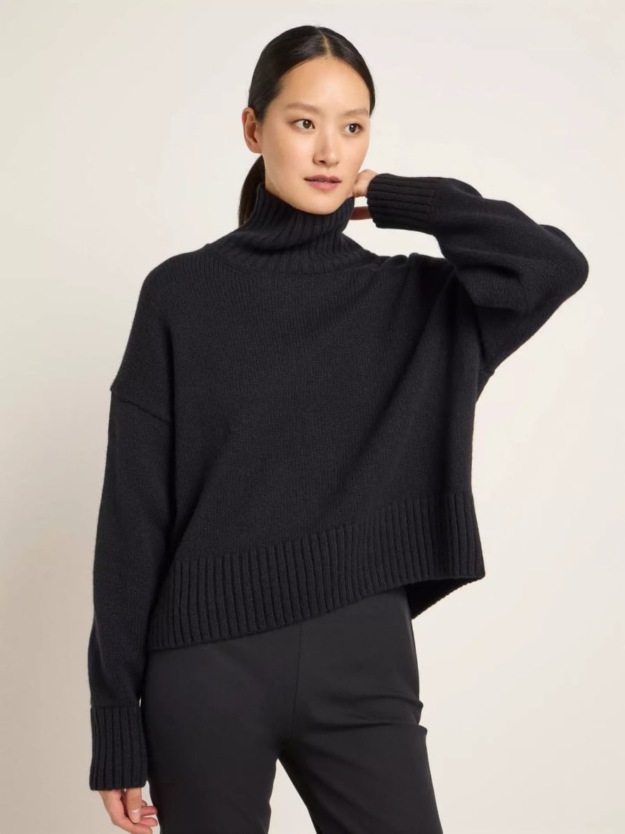 Lanius Oversized Pullover - Black